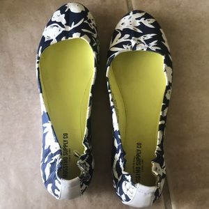 Blue/White Floral Flats